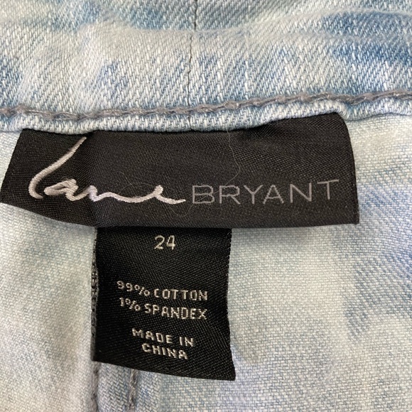 Lane Bryant Size 24 Acid Wash Jean Capris - Inseam 20 inches - Picture 3 of 9